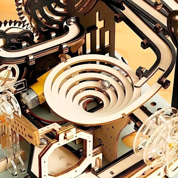 Immagine prodotto The Toy Company 3D Holz Kugelbahn, Murmelbahn Puzzle aus Holz, batteriebetrieben