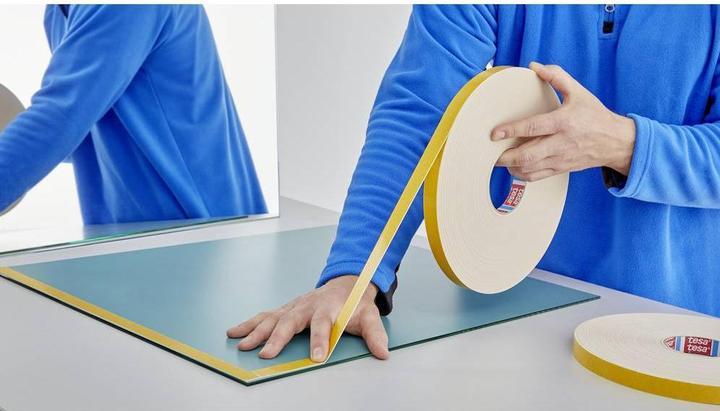 Produktbild tesa Doppelseitiges Klebeband (19 mm)