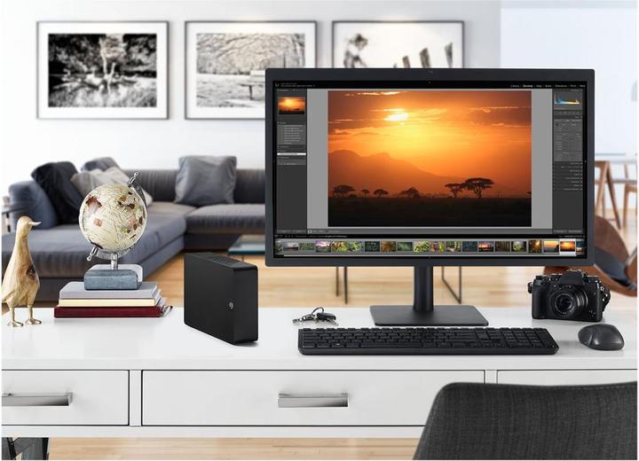Actual product image Seagate Expansion Desktop (18 TB)
