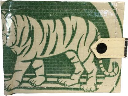Produktbild Bekos Upcycling - Geldbörse mit Lasche aus recycelten Zementsäcke green Tiger