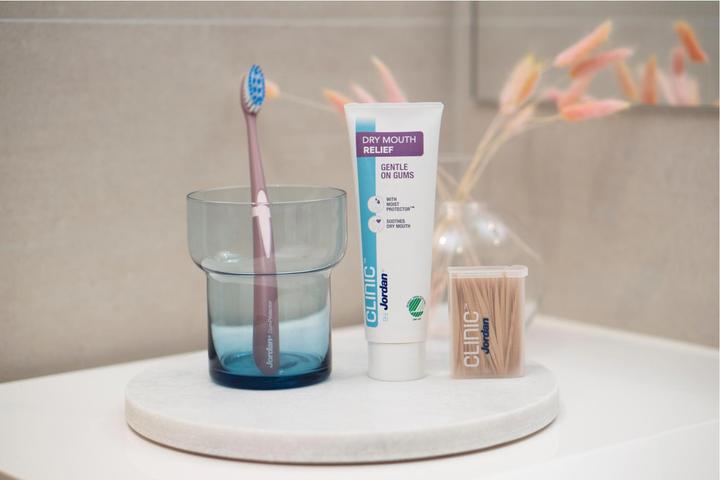 Actual product image Jordan* Clinic Gum Pector Toothbrush Supersoft (Soft, 1 x)