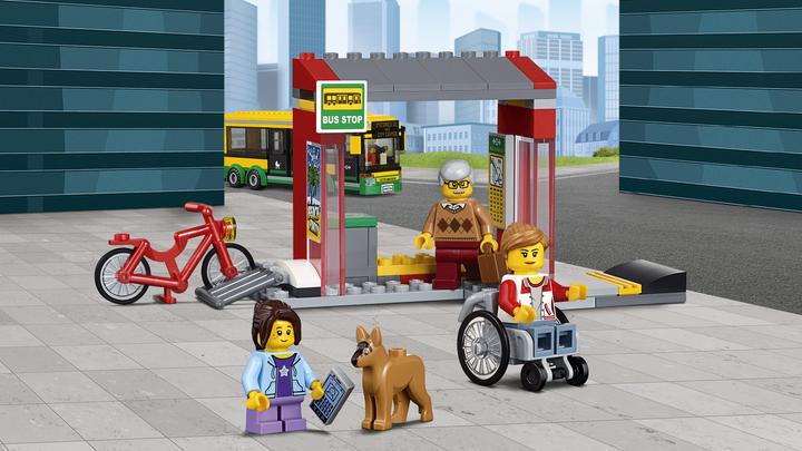 Immagine prodotto LEGO Stazione degli autobus della città (60154, LEGO City)