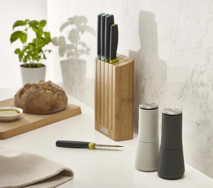 Actual product image Joseph Joseph Milltop salt and pepper mill (Pepper, Salt)