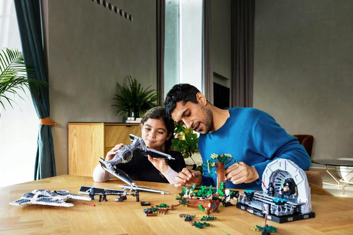 Produktbild LEGO Mandalorian Fang Fighter vs. Tie Interceptor (75348, LEGO Star Wars)