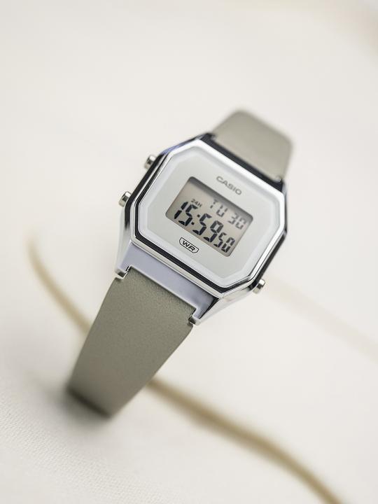 Produktbild Casio Retro Vintage - LA680WEL-8EF (Digitaluhr, 28 mm)