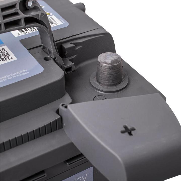 Premium Carbon Boost EA612 (12 V, 60 Ah, 600 A)