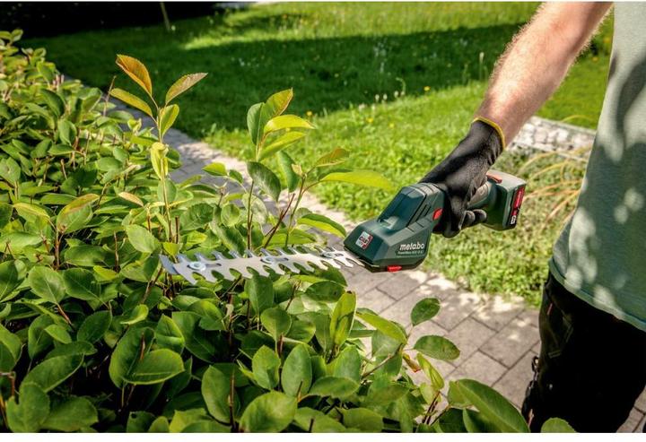 Produktbild Metabo PowerMaxx SGS 12 Q Kit (Akkuheckenschere)
