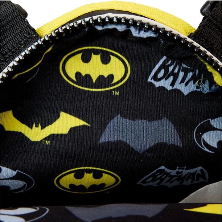 Actual product image Loungefly DC Comics by Dog Harness Mini Backpack Batman Small (Dog)