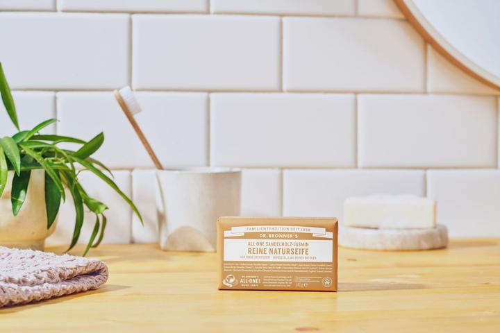 Produktbild Dr. Bronner's Sandelholz Jasmin (Kernseife)
