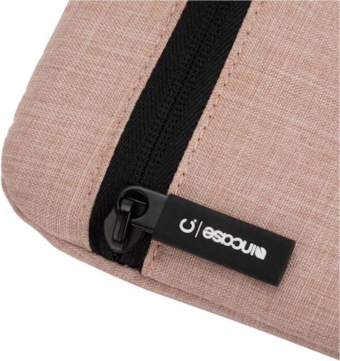 Actual product image Incase Carry Zip (13", Universal)