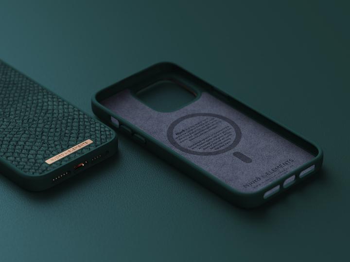 Immagine prodotto Njord Custodia rigida Salm.Leather Magsafe verde (Apple iPhone 14 Pro Max)