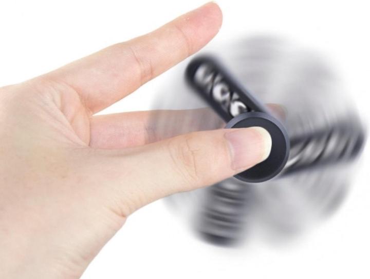 Actual product image FidgetSpinner Steelpearls Tri Hand Spinner
