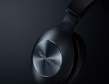 Produktbild Technics EAH-F50B Wireless Bluetooth High Resolution Audio Over-Ear Headphones with Mic/Remote Black EU (35 h, Kabellos)