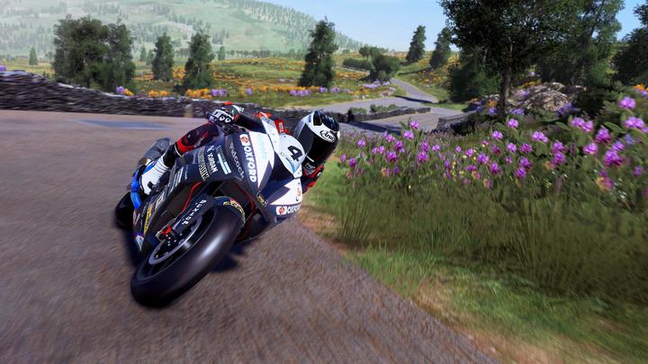 Produktbild Bigben TT Isle of Man 2: Ride on the Edge (Xbox One S)