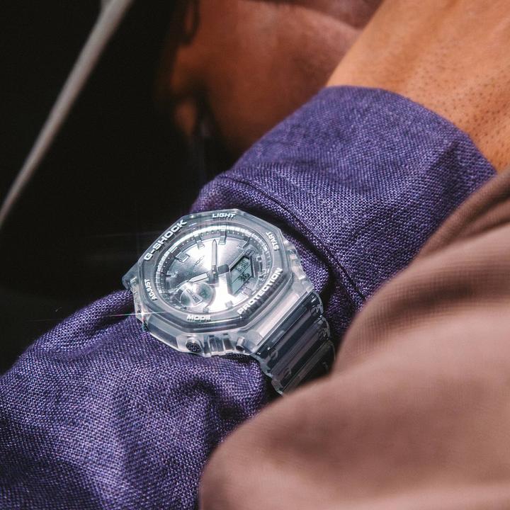 Produktbild Casio GA-2100BM-7A8ER (Chronograph, 48.50 mm)