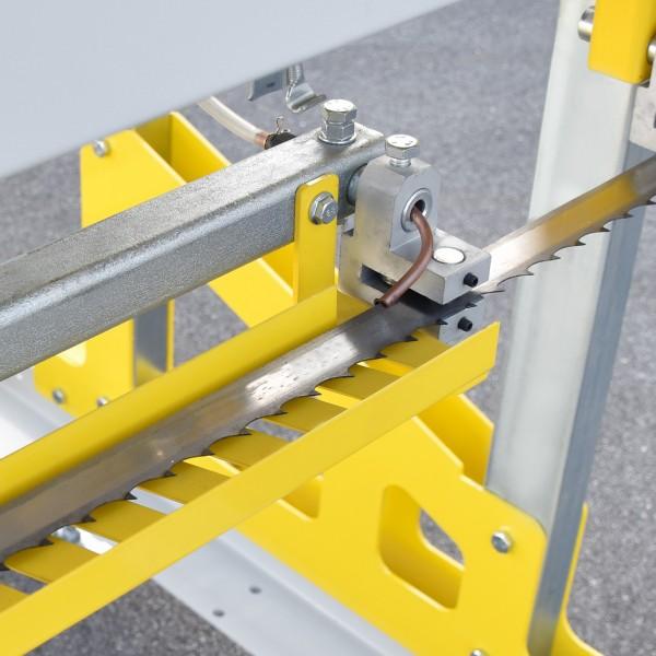 Produktbild Markmüller BAMATO - Blockbandsäge m. Benzinmotor u. elektrischer Höhenverstellung m. 5,9 m Rollbahn BBSW-660GPR