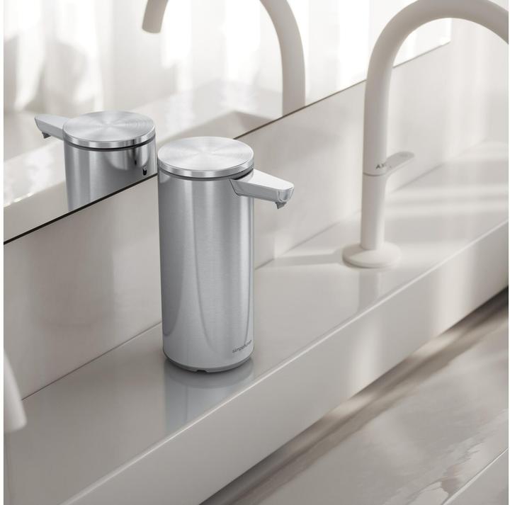Actual product image Simplehuman Sensor dispenser Rechargeable 266 ml, silver