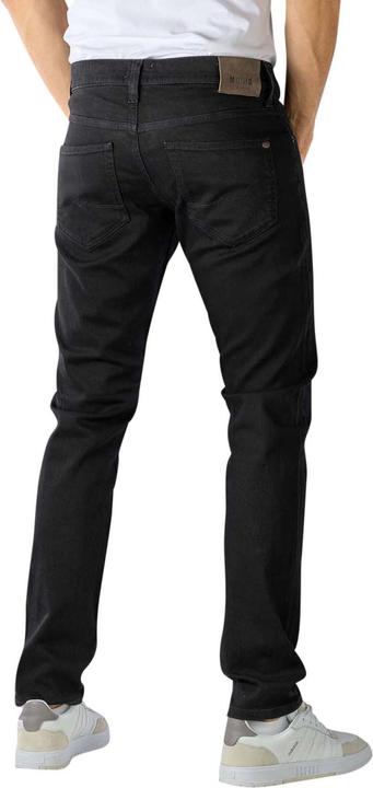 Actual product image Mustang Oregon Tapered Jeans black black (W35/L36)