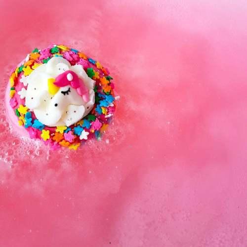Produktbild Bomb Cosmetics I Believe In Unicorns Bath Blaster sprudelnde Badekugel (Badekugeln)