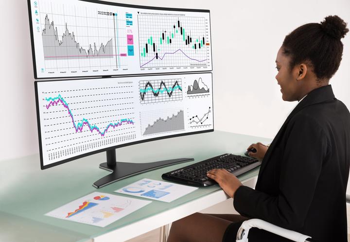 Actual product image Peerless 1X2 freestanding universal desktop mount - 24-49inch monitors (Table, 49")