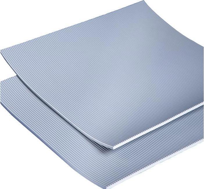 Produktbild Möller Gummiisoliermatte ElaQprem Breite 1 m Länge 10 m Dicke 4,5 mm grau NR/SBR (1000 x 1000 cm)