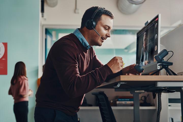 Image du produit Poly Voyager Focus 2 UC (Sans fil, USB-A)