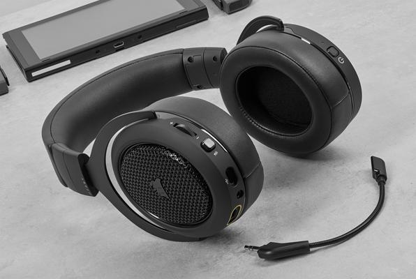 Produktbild Corsair HS70 (Kabelgebunden, Kabellos)