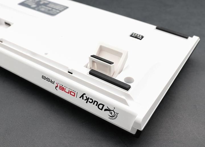 Produktbild Ducky One 2 (DE, Kabelgebunden)