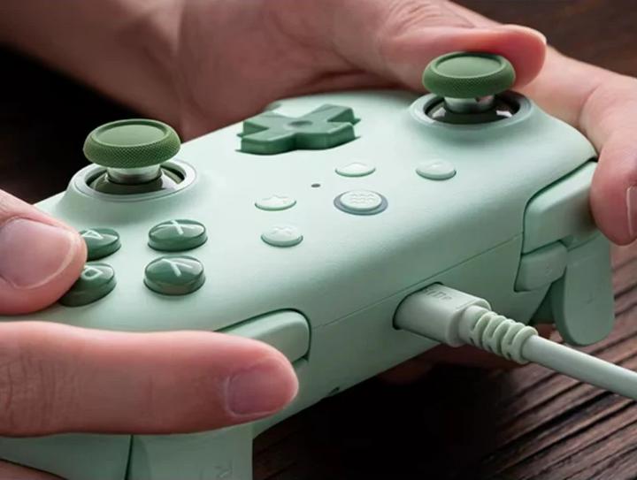 Immagine prodotto 8bitdo Ultimate C Wired USB verde (Windows, Android)