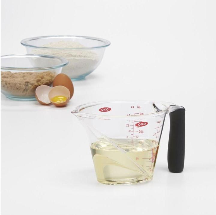Produktbild OXO Abgewinkelter Messbecher (250 ml)