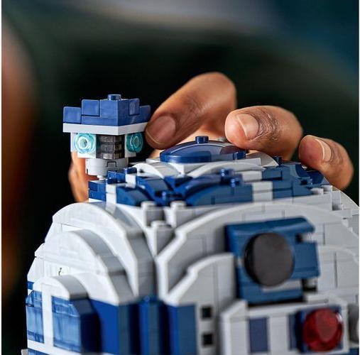 Actual product image LEGO Star Wars R2-D2 (75308) (75308, LEGO Rare Sets, LEGO Star Wars)