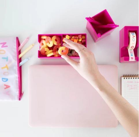 Produktbild Talking Out Of Turn Desk Set pink