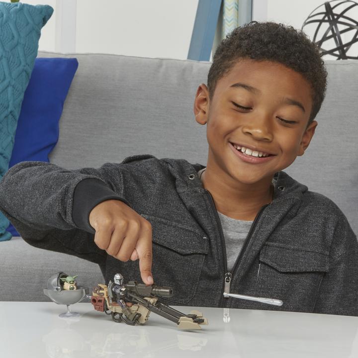 Immagine prodotto Hasbro Star Wars Mission Fleet- The Mandalorian Child Duel for the Bounty