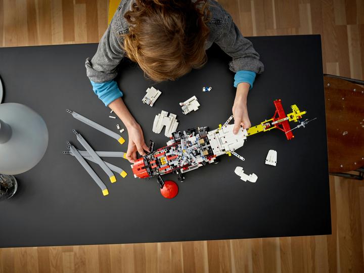 Produktbild LEGO Airbus H175 Rettungshubschrauber (42145, LEGO Technic)