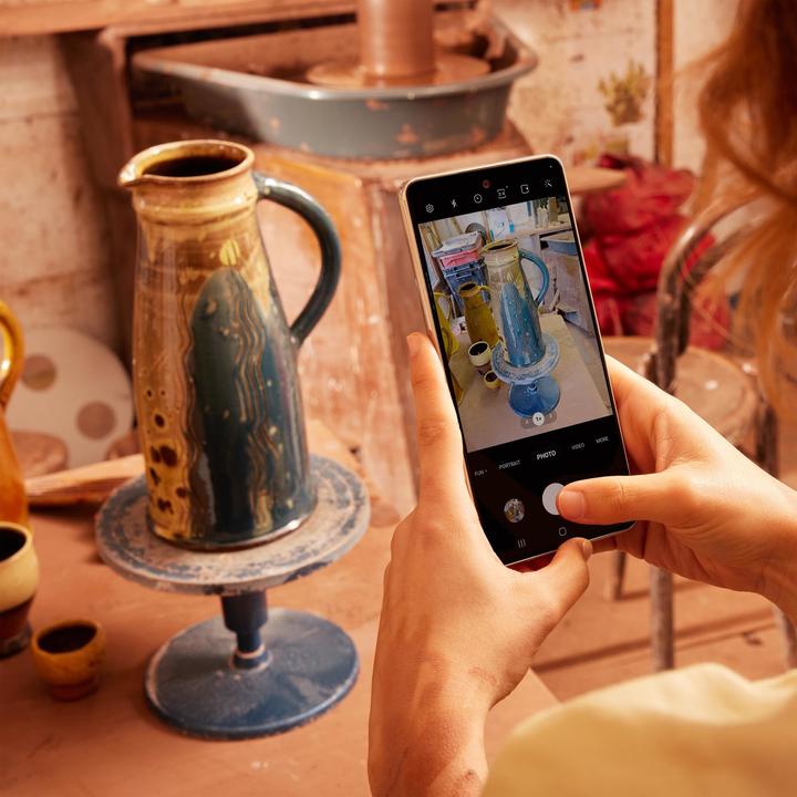 Immagine prodotto Samsung Galaxy A53 5G (128 GB, Blu impressionante, 6.50", Doppia SIM, 64 Mpx, 5G)