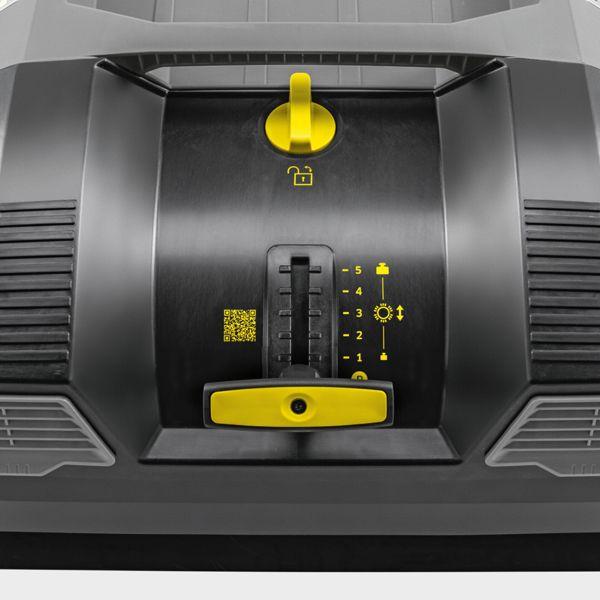 Actual product image Kärcher Sweeper KM 70/20 C 2SB