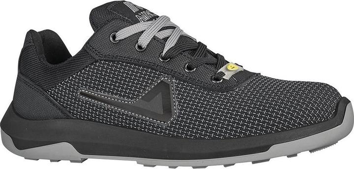Actual product image Aimont Low shoes (S3, 44)