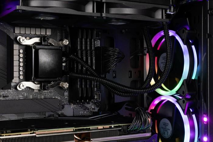 Produktbild Captiva G29IG 20V2 (Intel Core i9-10900K, 32 GB, 1000 GB, GeForce RTX 3090)