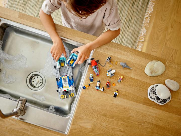 Image du produit LEGO City - Bateau de police (60277, LEGO City)