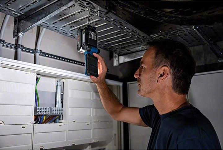 Image du produit Bosch Professional GLI 18V-800 (800 lm)