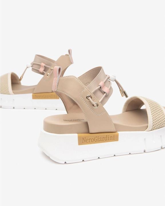 Actual product image Nero Giardini Sandalen (41)