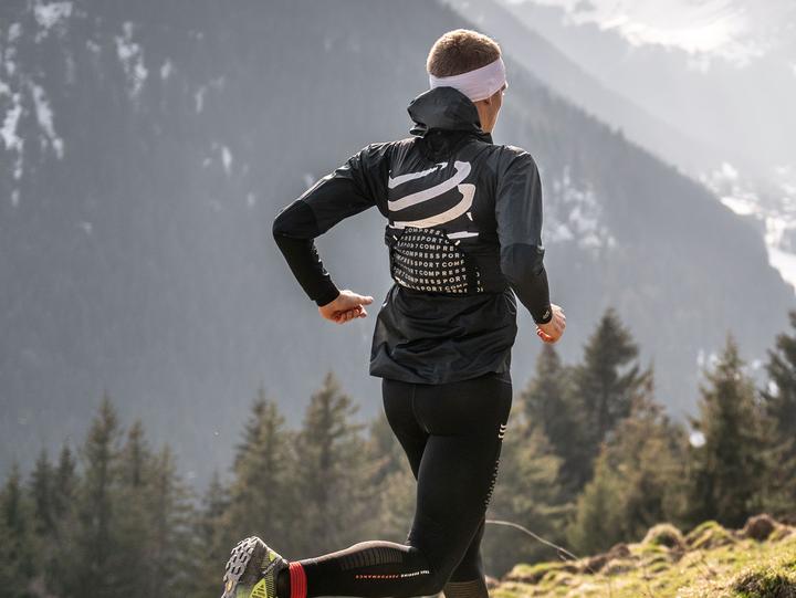 Actual product image Compressport Hurricane Waterproof 25/75 Jacket (XS)