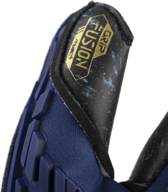 Actual product image Reusch Attract Freegel Fusion (8)