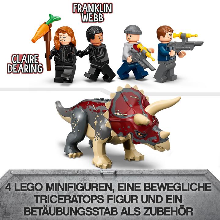 Actual product image LEGO Attack of a triceratops on a pickup truck (76950, LEGO Jurassic World)