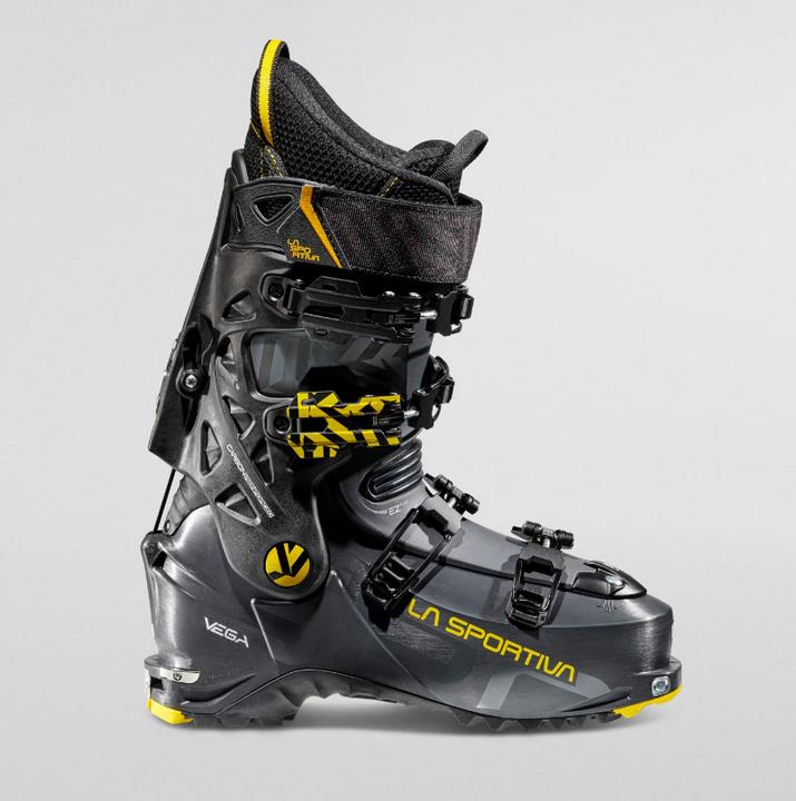 Actual product image La Sportiva Vega Man (29.5)