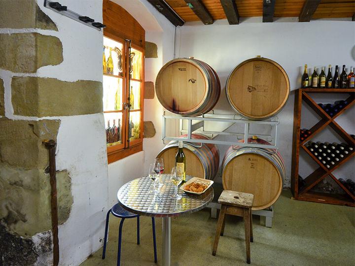 Immagine prodotto Smartbox Degustazione di 4 vini per 2 persone, visita guidata alle cantine e bottiglia da portare via in (2 pers.)