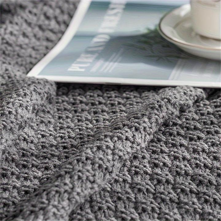 Image du produit Alopini Couverture tricotée d'inspiration nordique avec pompons - couverture acrylique douce pour toute