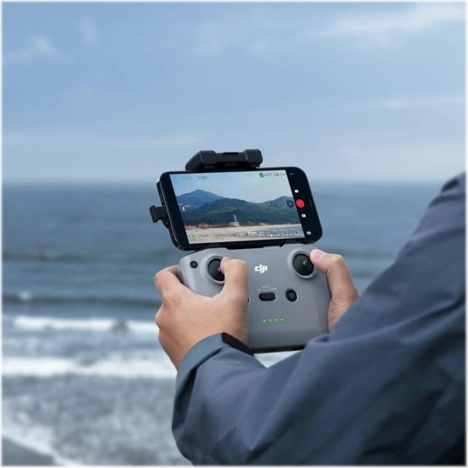 Immagine prodotto DJI Mini 2 SE Fly More Combo (31 min, 246 g, 12 Mpx)