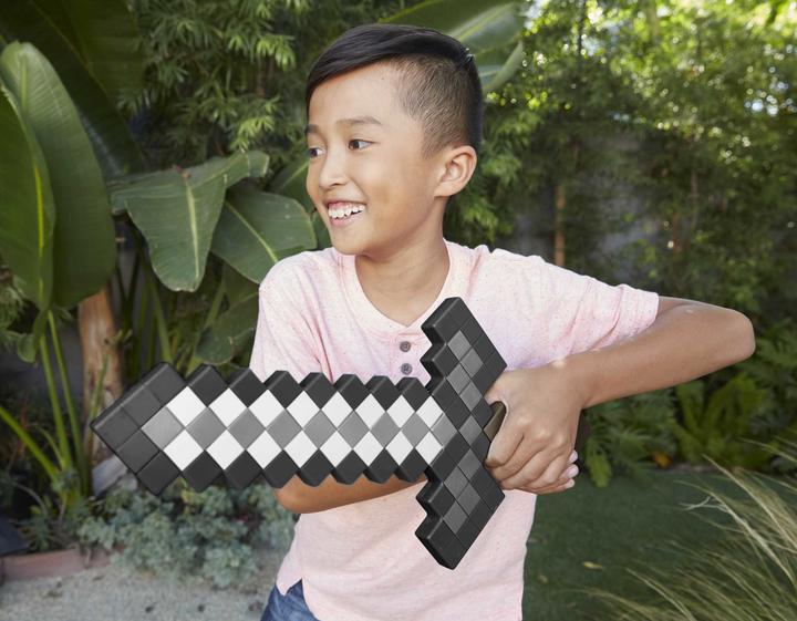 Produktbild Mattel Minecraft Basic Roleplay Iron Sword