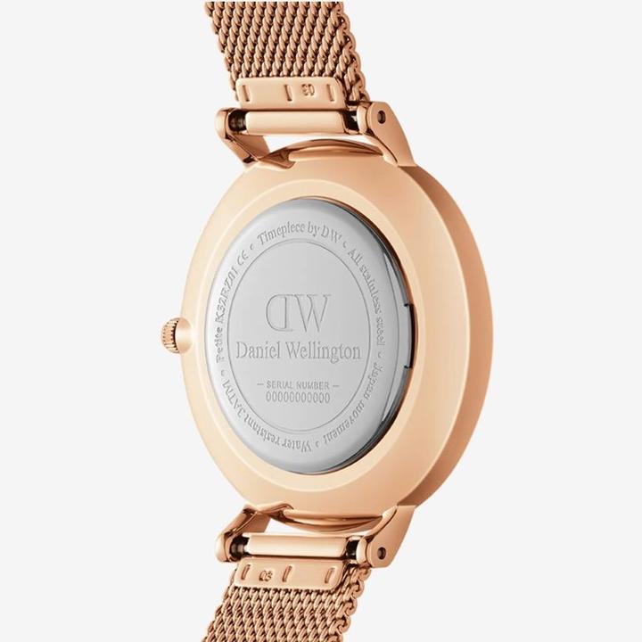 Actual product image Daniel Wellington Classic Petite Melrose Pearl (32 mm) (Analogue wristwatch, 32 mm)